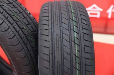 頂刮刮汽配連鎖29周年慶典暨新品輪胎發(fā)布會 創(chuàng)新驅(qū)動，引領(lǐng)汽車配件研發(fā)新篇章